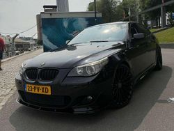 Zwart Gebruikt 2005 BMW 545 Executive Sedan | € 14.500 (Iets duurder)