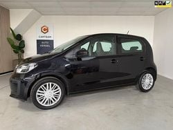 Zwart Gebruikt 2017 VW up! high up! Hatchback | € 7.950 (Goede deal)