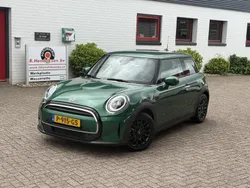 Groen Gebruikt 2022 Mini ONE Business Hatchback | € 24.100 (Iets duurder)