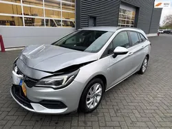 Grijs Gebruikt 2020 Opel Astra Edition Stationwagen | € 5.250