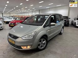 Bruin Gebruikt 2008 Ford Galaxy Ghia MPV | € 4.949