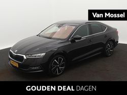 Zwart Gebruikt 2021 Skoda Octavia Business Line Hatchback | € 22.944 (Iets duurder)