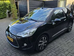 Zwart Gebruikt 2013 Citroën DS3 Chic Cabriolet | € 5.500 (Goede deal)
