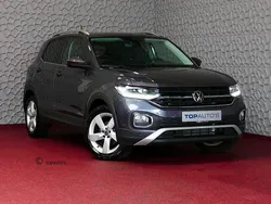 Grijs, metallic lak Gebruikt 2024 VW T-Cross Style SUV | € 32.940 (Eerlijke prijs)