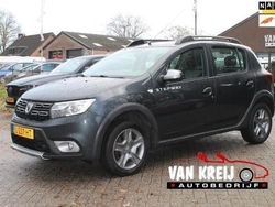 Grijs Gebruikt 2020 Dacia Sandero Stepway Hatchback | € 10.750 (Eerlijke prijs)