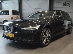 Zwart Gebruikt 2022 Volvo V60 Plus Stationwagen | € 35.900 (Super prijs)
