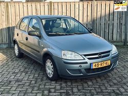 Grijs Gebruikt 2005 Opel Corsa Hatchback | € 1.950 (Eerlijke prijs)