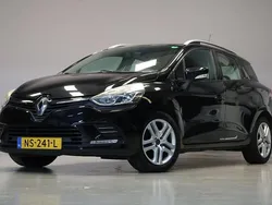 Zwart Gebruikt 2017 Renault Clio GrandTour Zen Stationwagen | € 7.995 (Eerlijke prijs)