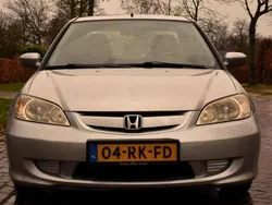 Grijs Gebruikt 2005 Honda Civic Sedan | € 1.700 (Duur)
