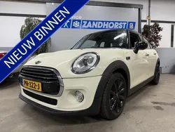 Zwart Gebruikt 2016 Mini Cooper Business Hatchback | € 11.995 (Eerlijke prijs)
