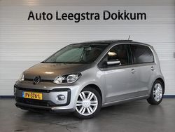 Grijs (metallic) Gebruikt 2017 VW up! Beats Hatchback | € 10.950 (Iets duurder)