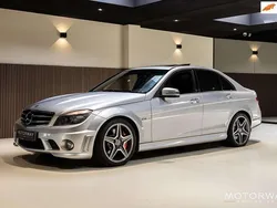 Grijs, metallic lak Gebruikt 2010 Mercedes C63 AMG AMG Sedan | € 39.950 (Eerlijke prijs)