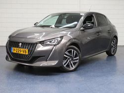 Grijs Gebruikt 2022 Peugeot 208 Allure Hatchback | € 16.480 (Eerlijke prijs)