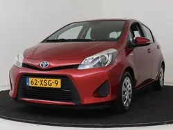 Rood Gebruikt 2012 Toyota Yaris Hatchback | € 10.450 (Goede deal)