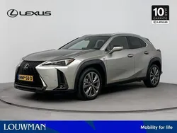 Grijs Gebruikt 2024 Lexus UX 300h Sport Design Packet SUV | € 45.950