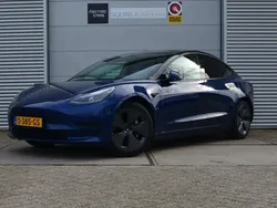 Blauw Gebruikt 2021 Tesla Model 3 Standard Range Sedan | € 28.999 (Duur)