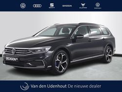 Zwart Gebruikt 2021 VW Passat Business Stationwagen | € 24.450 (Eerlijke prijs)
