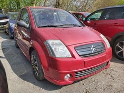 Rood Gebruikt 2004 Citroën C2 Hatchback | € 3.900