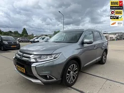 Grijs Gebruikt 2016 Mitsubishi Outlander Edition SUV | € 16.349 (Eerlijke prijs)