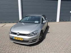 Grijs Gebruikt 2016 VW Golf VII Comfortline Hatchback | € 14.250 (Eerlijke prijs)