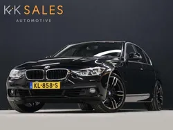 Zwart Gebruikt 2016 BMW 330 Executive Sedan | € 19.940 (Eerlijke prijs)