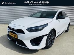 Wit, metallic lak Gebruikt 2024 Kia ProCeed GT-Line Hatchback | € 28.900 (Goede deal)