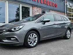 Grijs Gebruikt 2017 Opel Astra Innovation Stationwagen | € 6.450 (Eerlijke prijs)