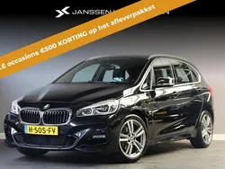 Zwart Gebruikt 2020 BMW 218 Executive Stationwagen | € 24.395 (Eerlijke prijs)