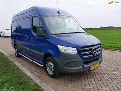 Blauw Gebruikt 2021 Mercedes Sprinter Van | € 15.599