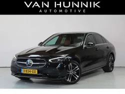 Zwart Gebruikt 2023 Mercedes C300e Luxury Sedan | € 39.950 (Super prijs)