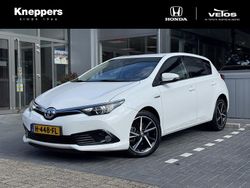 Wit Gebruikt 2017 Toyota Auris Hybrid Edition Hatchback | € 17.900 (Eerlijke prijs)