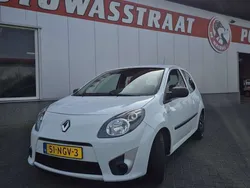 Wit Gebruikt 2010 Renault Twingo Authentique Hatchback | € 2.000 (Goede deal)