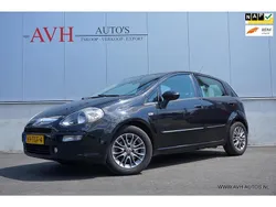 Zwart Gebruikt 2012 Fiat Punto Hatchback | € 2.750 (Eerlijke prijs)