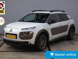 Wit, metallic lak Gebruikt 2015 Citroën C4 Cactus Shine Hatchback | € 9.500 (Eerlijke prijs)