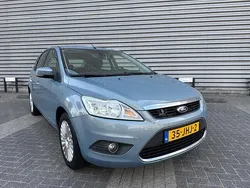 Blauw Gebruikt 2009 Ford Focus Titanium Hatchback | € 2.695 (Eerlijke prijs)