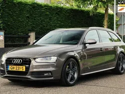 Grijs Gebruikt 2015 Audi A4 S-Line Stationwagen | € 15.945 (Eerlijke prijs)