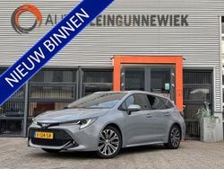 Grijs Gebruikt 2020 Toyota Corolla Executive Stationwagen | € 22.950 (Goede deal)