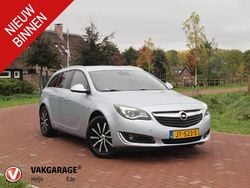 Grijs Gebruikt 2016 Opel Insignia Edition Stationwagen | € 12.245 (Eerlijke prijs)