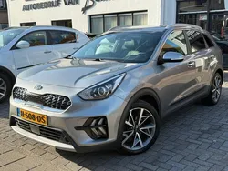 Grijs Gebruikt 2020 Kia Niro SUV | € 18.950 (Eerlijke prijs)