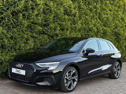 Zwart Gebruikt 2024 Audi A3 Sportback S-Line Hatchback | € 32.890 (Goede deal)