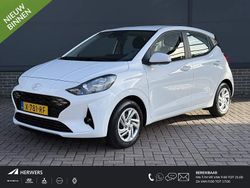 Atlas white (saw) Gebruikt 2024 Hyundai i10 Comfort Hatchback | € 15.885 (Eerlijke prijs)