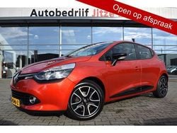 Rood Gebruikt 2015 Renault Clio IV Expression Hatchback | € 5.950 (Eerlijke prijs)