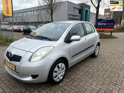 Grijs Gebruikt 2007 Toyota Yaris Sol Hatchback | € 2.950 (Eerlijke prijs)