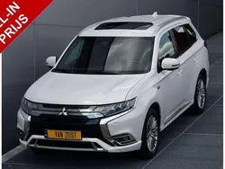 Wit Gebruikt 2021 Mitsubishi Outlander P-HEV Instyle SUV | € 29.948 (Iets duurder)