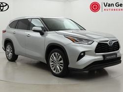 Grijs Gebruikt 2022 Toyota Highlander Executive SUV | € 55.999 (Eerlijke prijs)