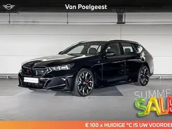 Saphirschwarz metallic (zwart metallic) Gebruikt 2024 BMW i5 Comfort Edition Sedan | € 89.500 (Duur)