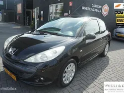 Zwart Gebruikt 2007 Peugeot 207 CC Cabriolet | € 3.295 (Eerlijke prijs)