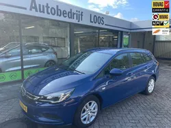 Blauw Gebruikt 2018 Opel Astra Edition Stationwagen | € 12.750 (Duur)