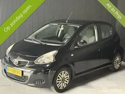 Zwart Gebruikt 2009 Toyota Aygo Hatchback | € 3.249 (Goede deal)