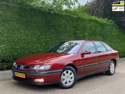 Rood Gebruikt 2000 Renault Safrane Hatchback | € 7.500